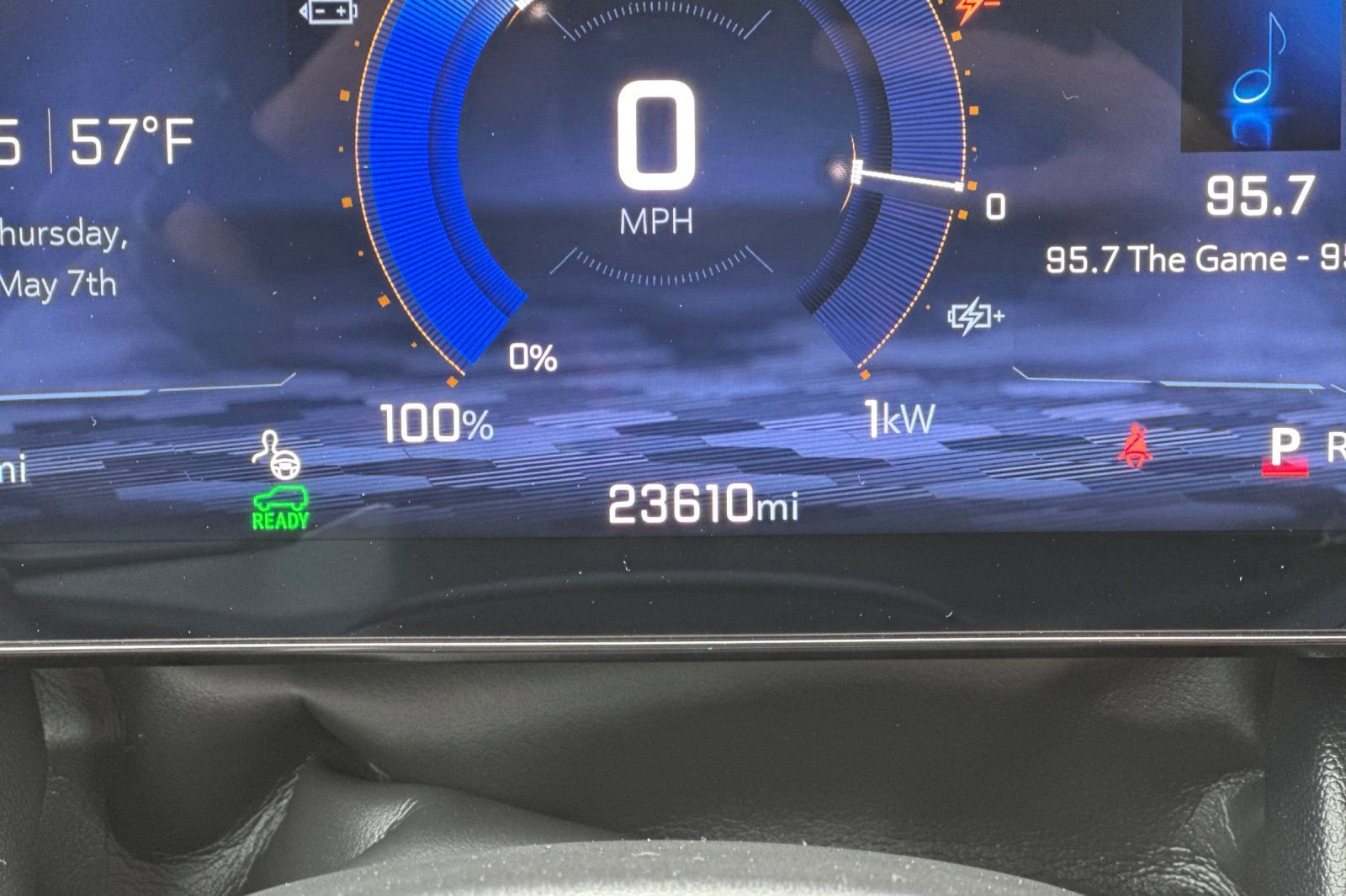 Used 2025 Chevrolet Equinox EV LT w/ Comfort Package FWD image 24