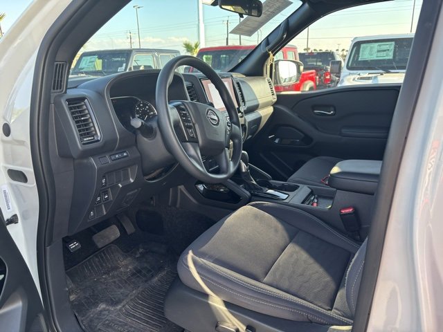 Used 2023 Nissan Frontier SV w/ Midnight Edition Package image 8