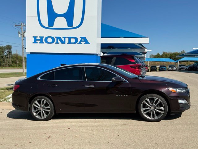 Used 2020 Chevrolet Malibu Premier FWD image 2