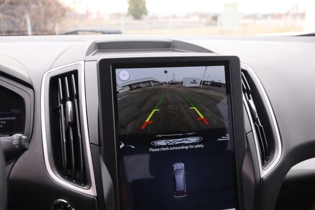 Certified 2024 Ford Edge SEL image 16