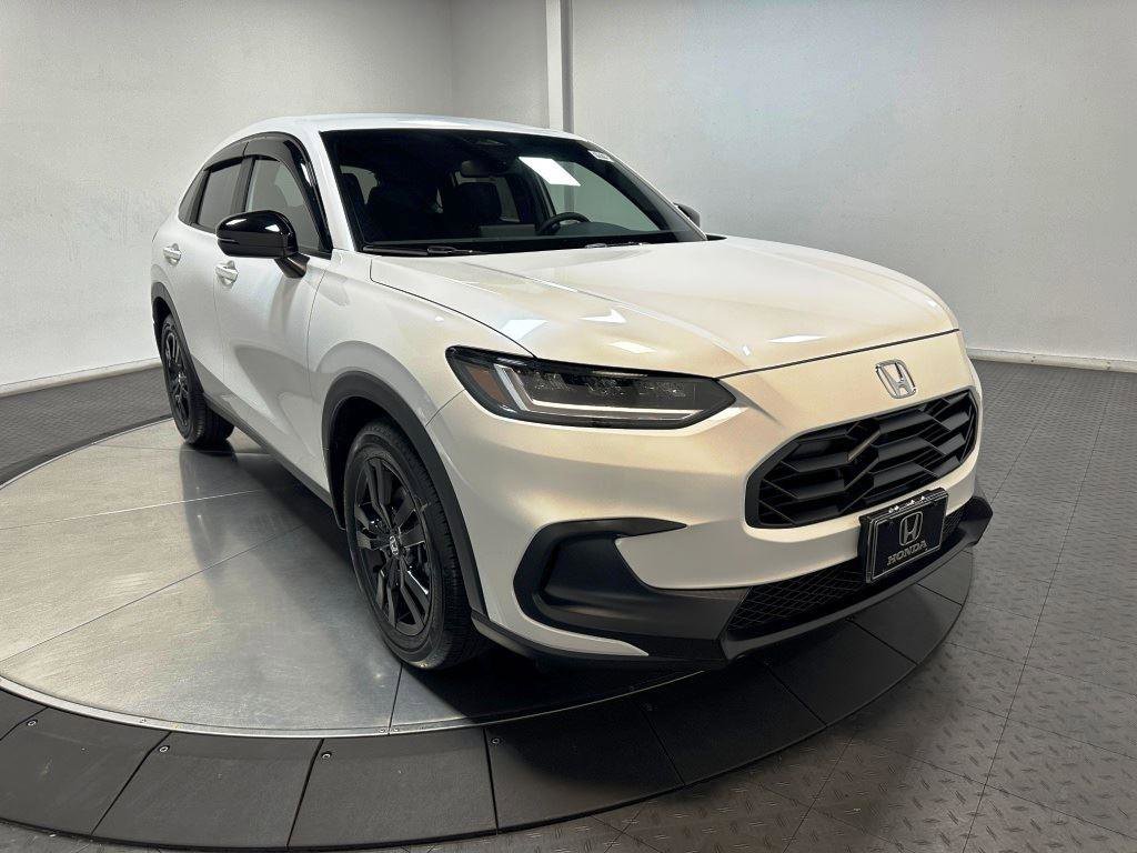 New 2026 Honda HR-V Sport image 2