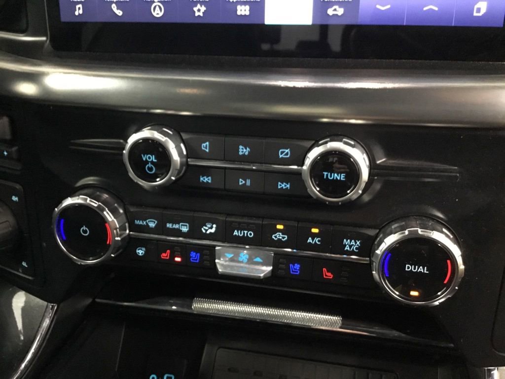 Used 2023 Ford F150 Lariat w/ Equipment Group 502A High image 28