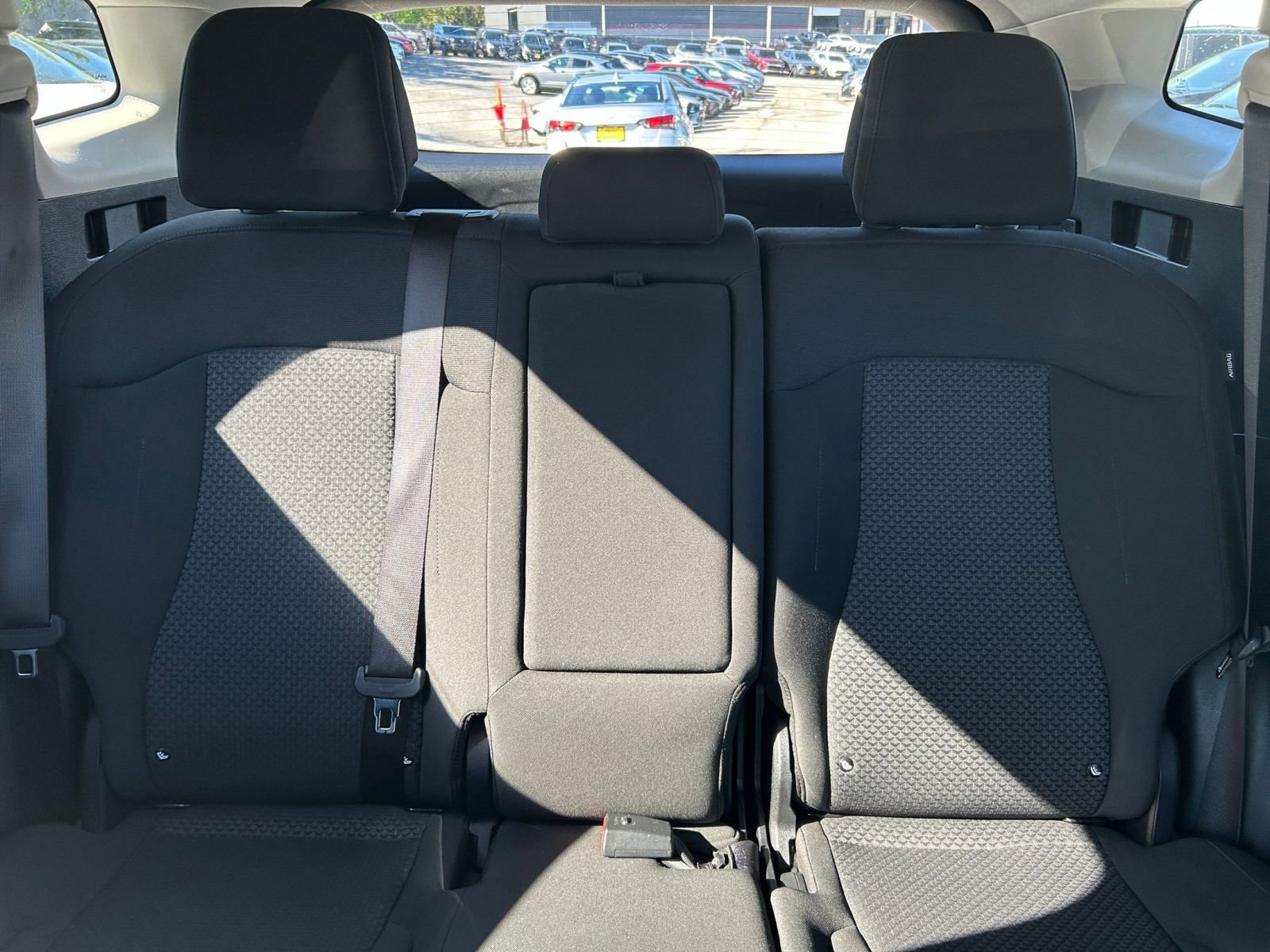 Used 2025 Kia Sportage LX FWD image 33
