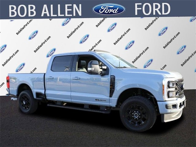 New 2025 Ford F250 Lariat w/ Lariat Ultimate Package