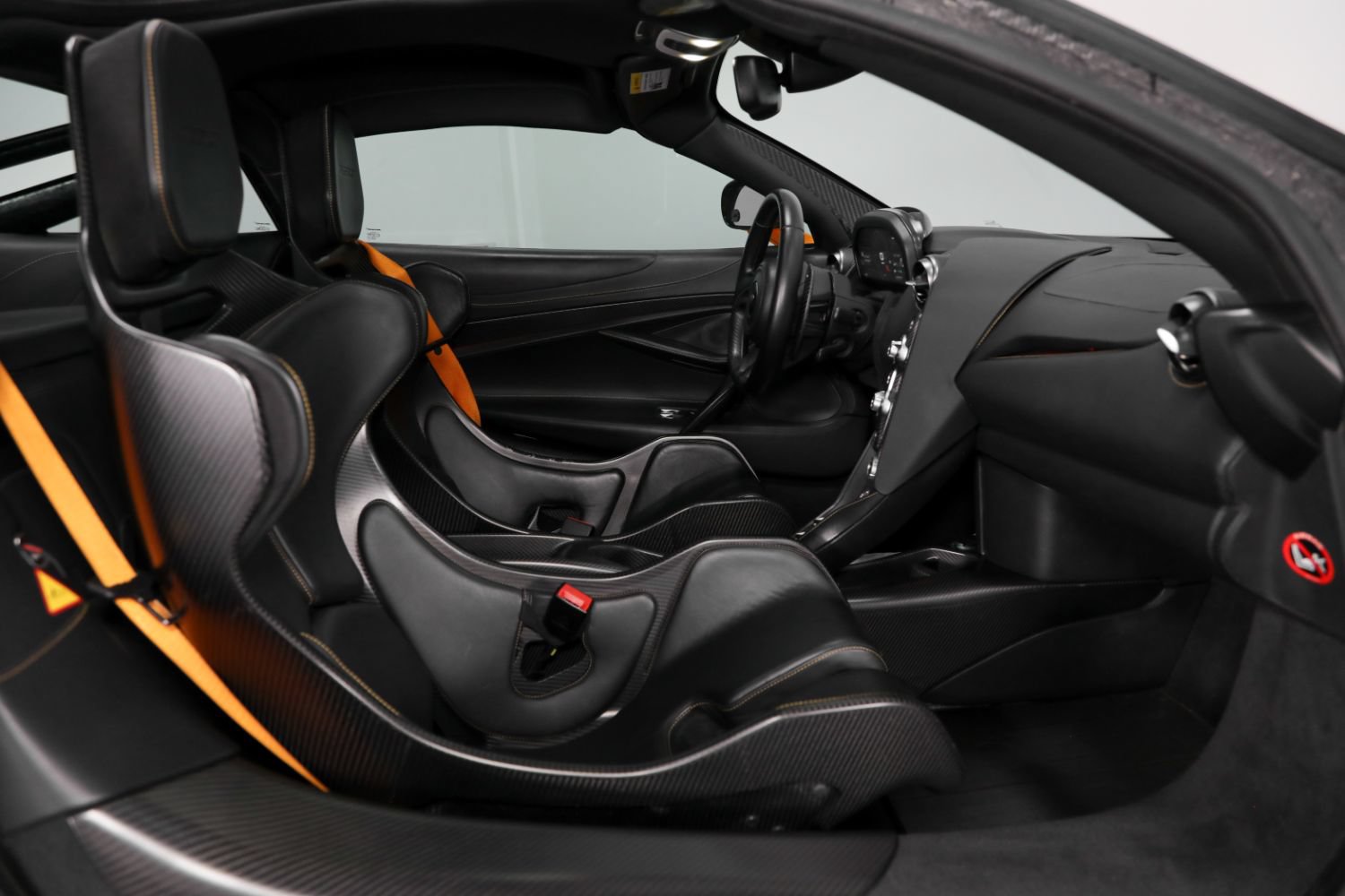 Used 2021 McLaren 765LT RWD image 32