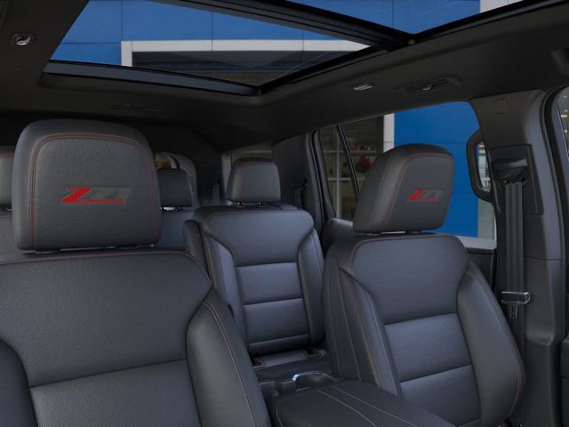New 2026 Chevrolet Traverse Z71 w/ Driver Confidence Package image 24