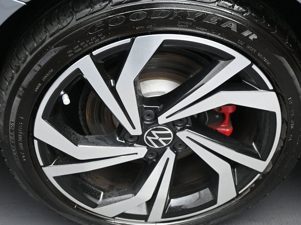 Used 2024 Volkswagen Jetta GLI Autobahn image 35