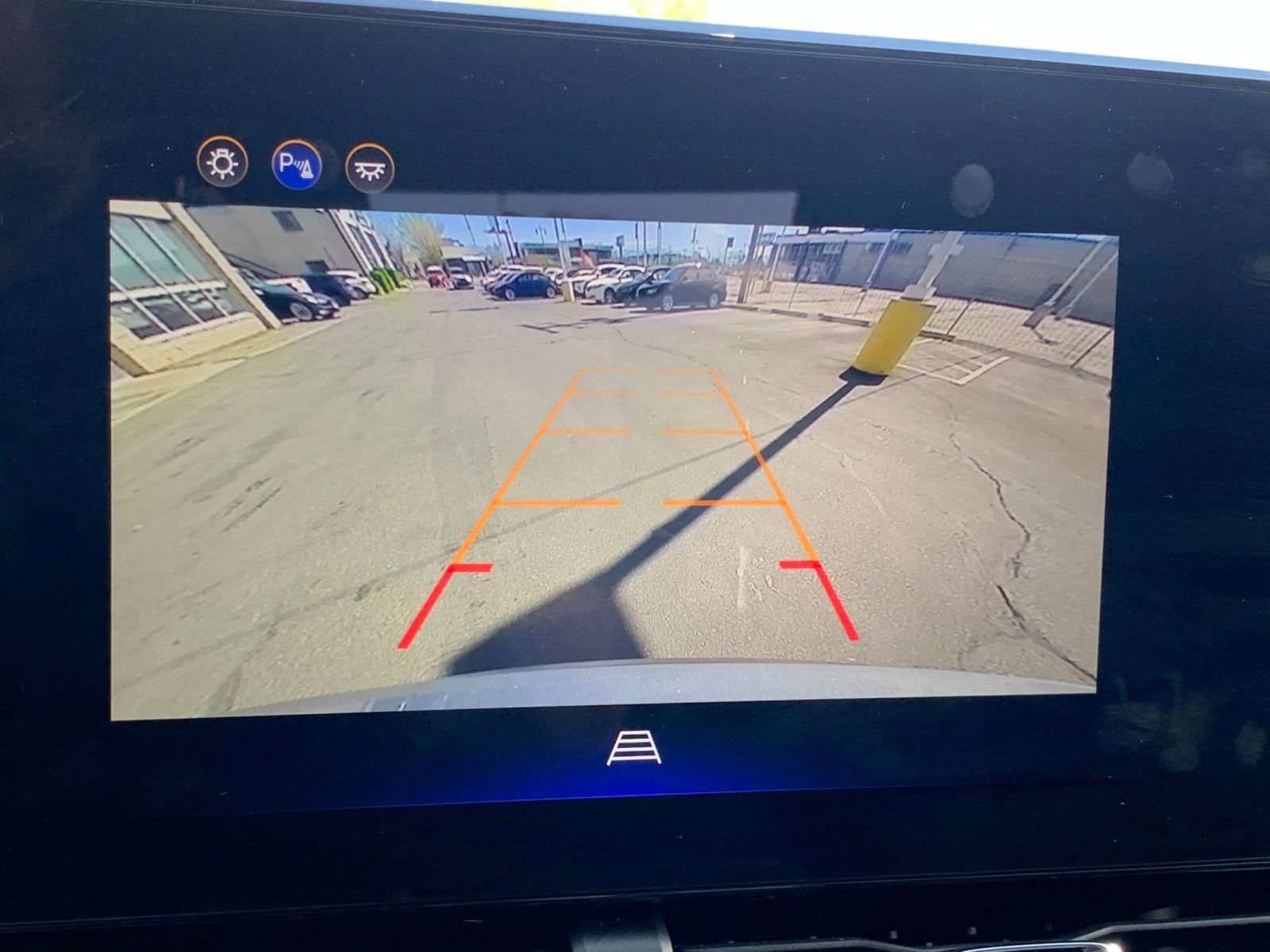 Used 2025 Chevrolet Equinox LT image 23