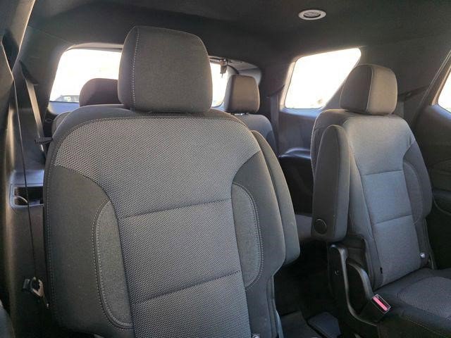Certified 2023 Chevrolet Traverse LT w/ LPO, Floor Liner Package AWD/4WD image 24
