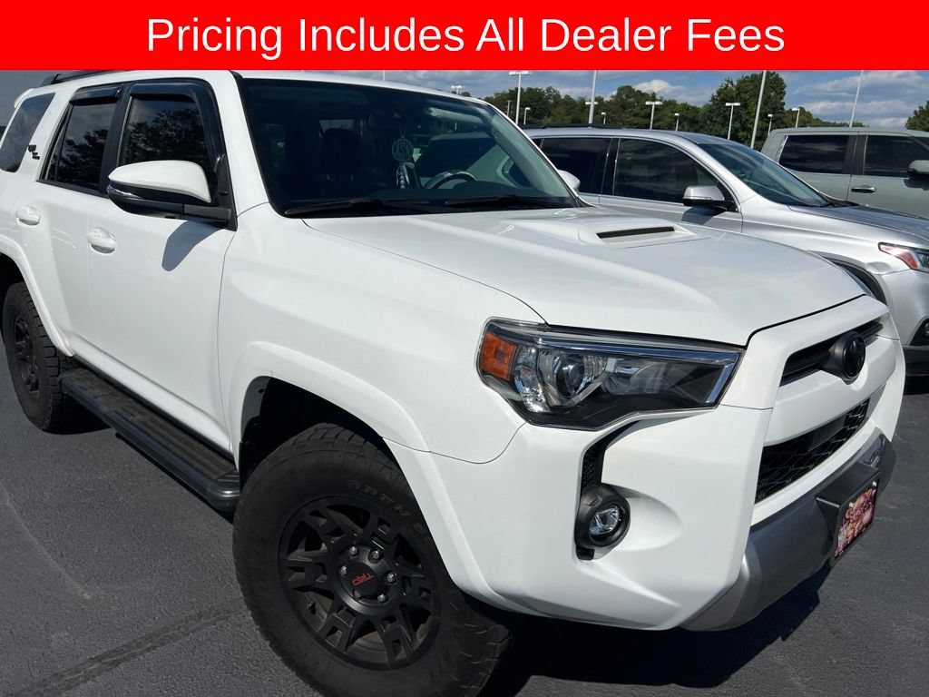 Used 2023 Toyota 4Runner TRD Off-Road Premium w/ Moonroof Package AWD/4WD image 2
