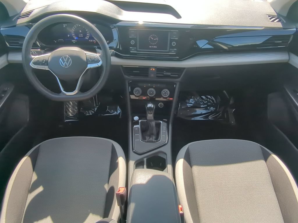 Certified 2024 Volkswagen Taos S FWD image 12