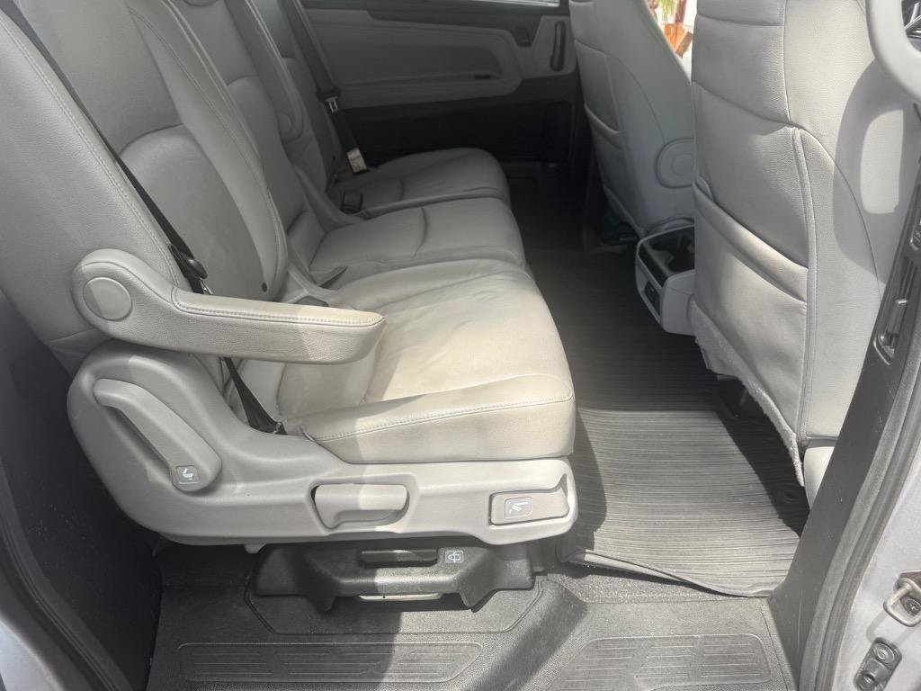 Used 2018 Honda Odyssey EX-L image 33