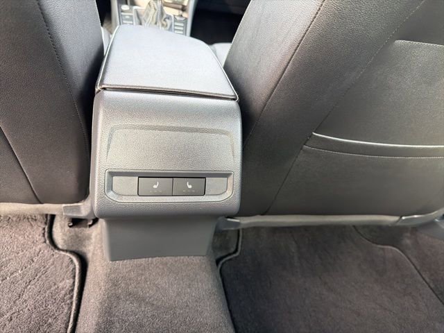 Certified 2025 Volkswagen Jetta SEL image 24