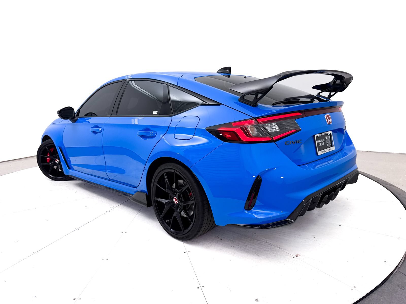 Used 2024 Honda Civic Type R image 2