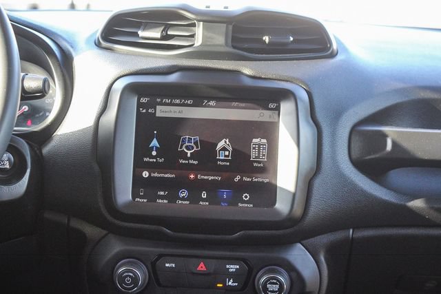 Used 2022 Jeep Renegade Latitude AWD/4WD image 19