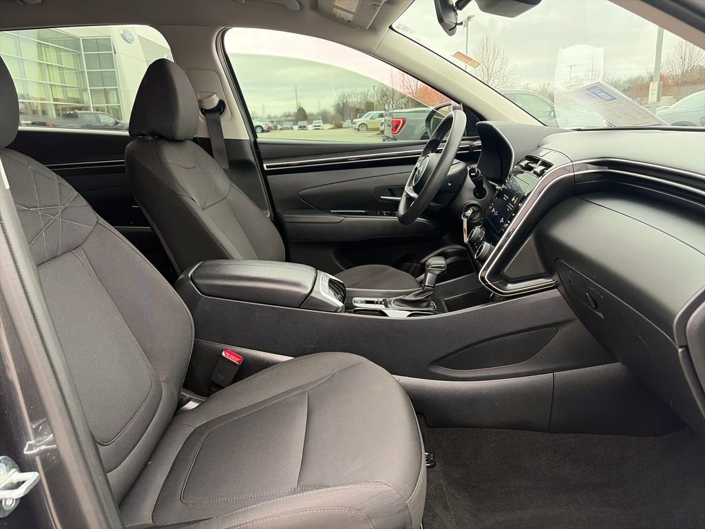 Used 2024 Hyundai Tucson SE image 11