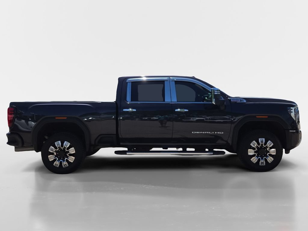 Used 2025 GMC Sierra 2500 Denali w/ Max Trailering Package AWD/4WD image 6