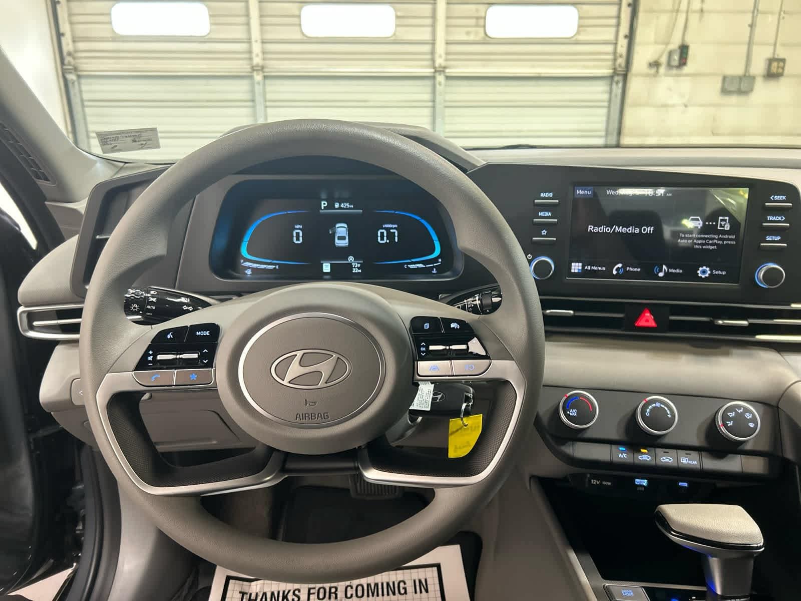 New 2026 Hyundai Elantra SE FWD image 8