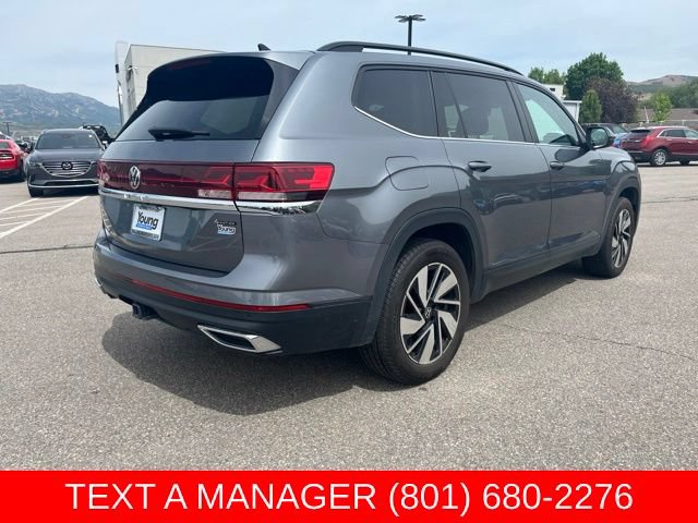 Used 2024 Volkswagen Atlas SE AWD/4WD image 3