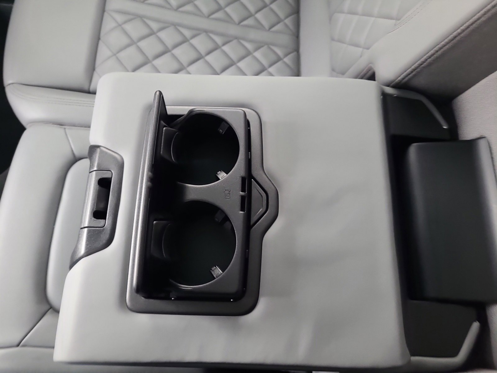 Used 2019 Audi SQ5 Premium Plus w/ Premium Plus Package image 31