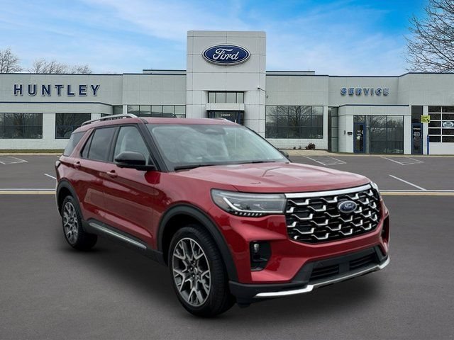Used 2025 Ford Explorer Platinum w/ Ultimate Package AWD/4WD image 3