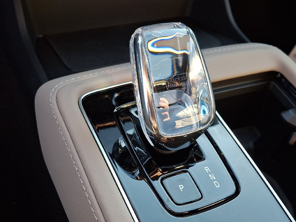 New 2027 Volvo XC90 B6 Plus AWD/4WD image 12