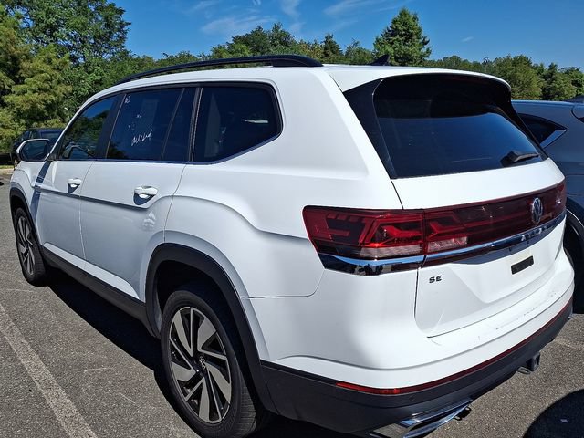 Used 2024 Volkswagen Atlas SE AWD/4WD image 5