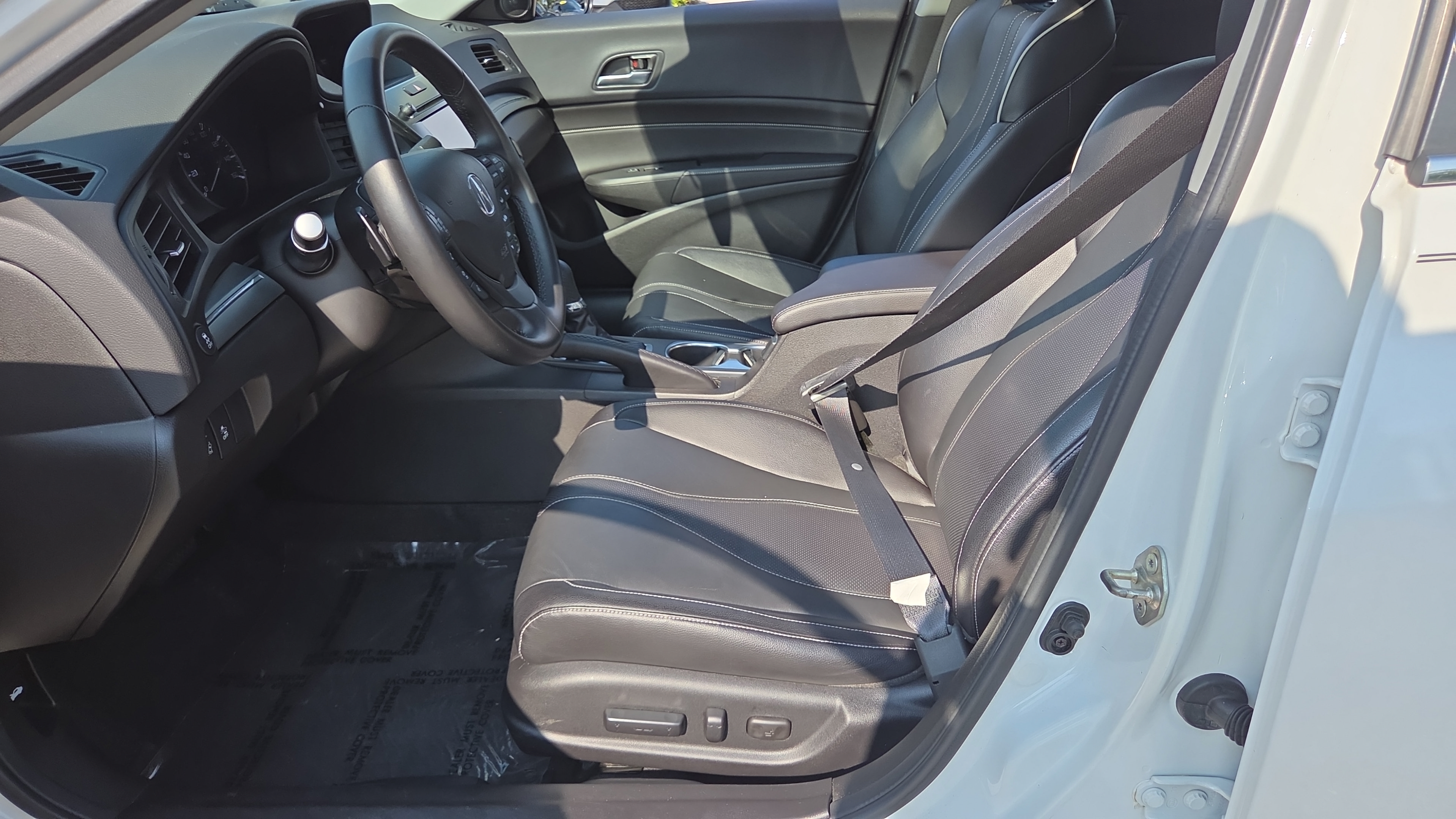Certified 2019 Acura ILX FWD image 9