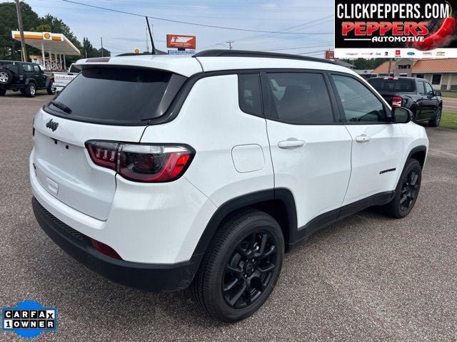Used 2026 Jeep Compass Latitude AWD/4WD image 5