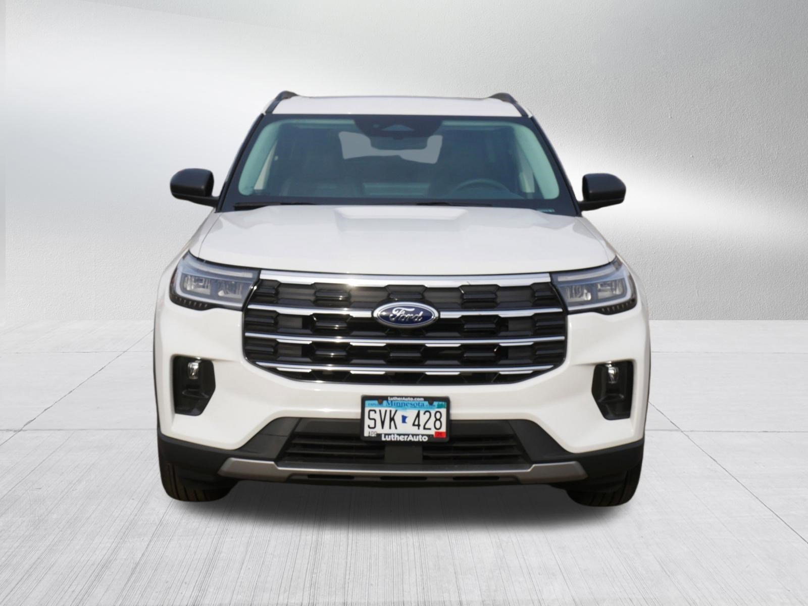 Used 2026 Ford Explorer Active w/ Active Comfort Package image 2