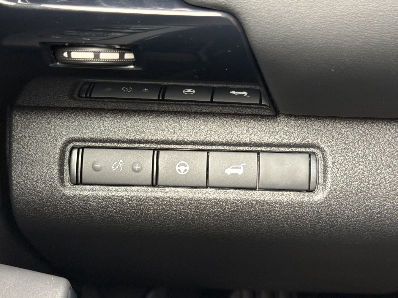 New 2026 Nissan Pathfinder SV FWD image 11