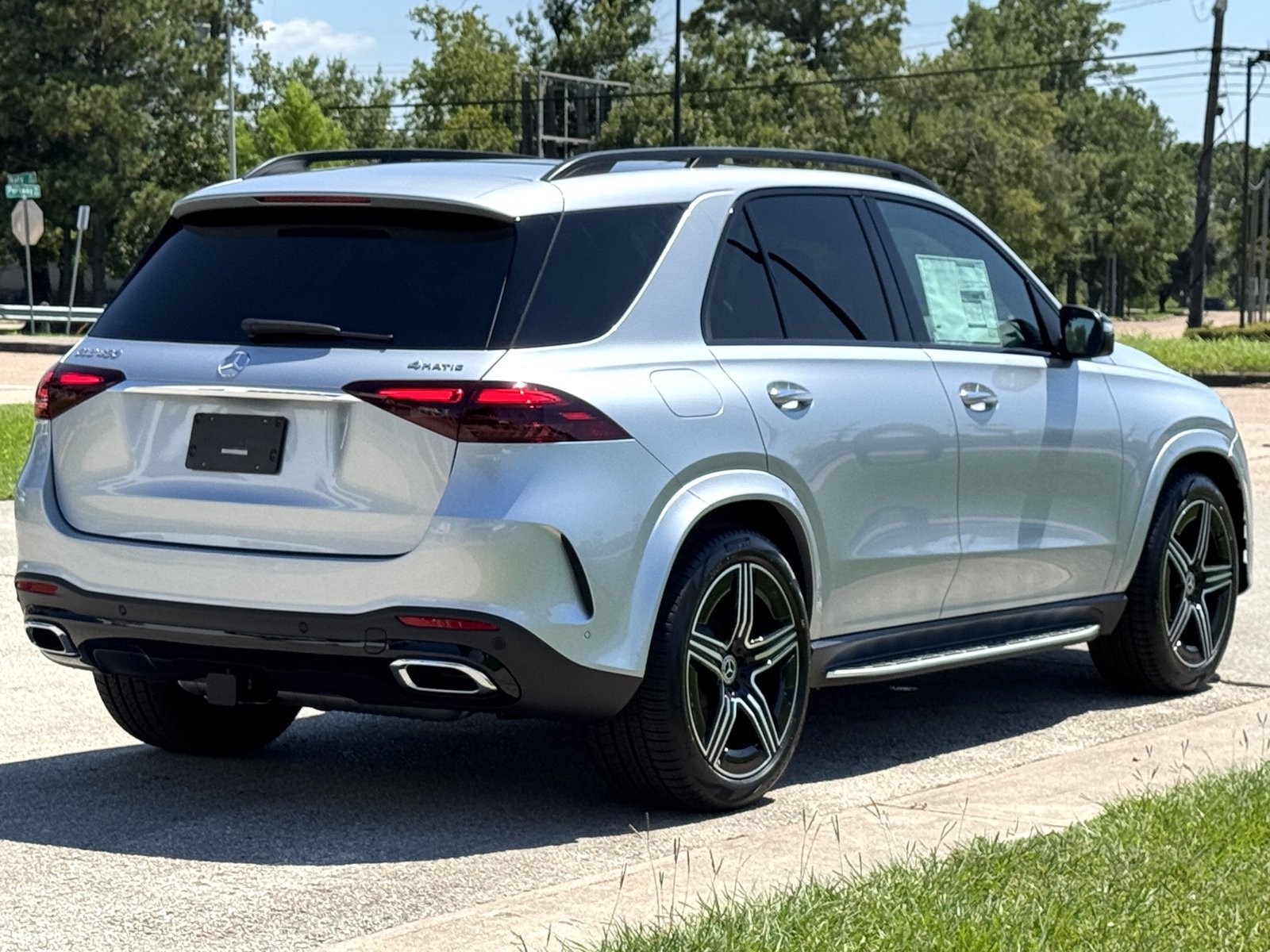 New 2026 Mercedes-Benz GLE 450 4MATIC image 3