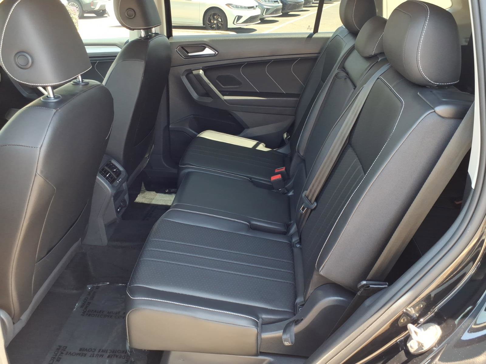 Certified 2022 Volkswagen Tiguan SE FWD image 21