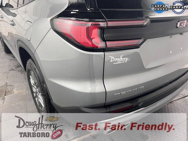 Used 2025 GMC Acadia Elevation FWD image 13