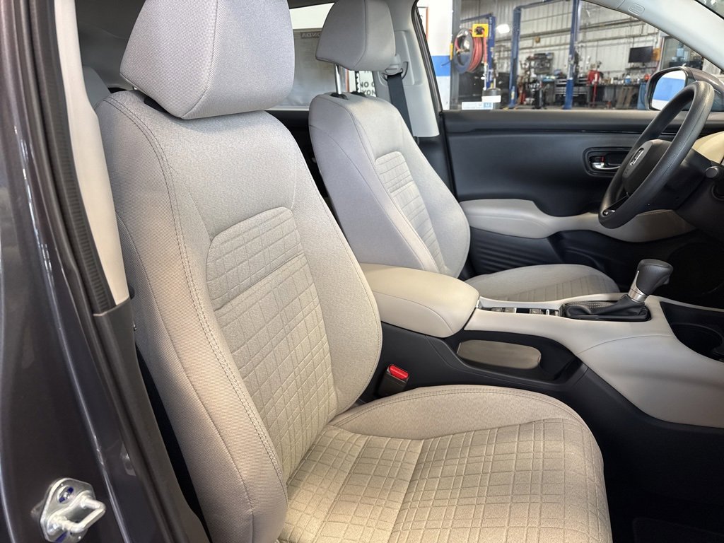 New 2026 Honda HR-V LX image 25