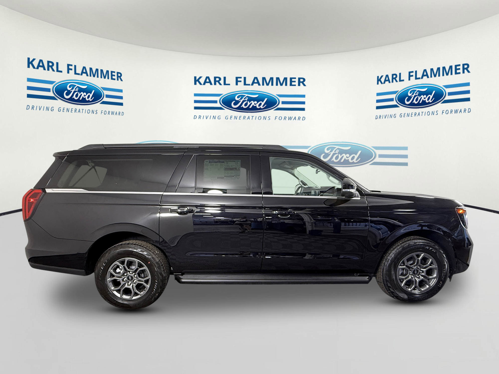 New 2026 Ford Expedition Max Active RWD image 2