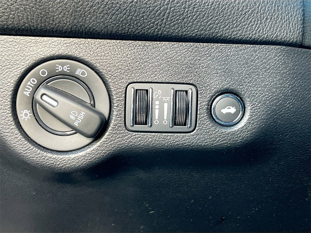 Used 2023 Dodge Challenger R/T Scat Pack image 10