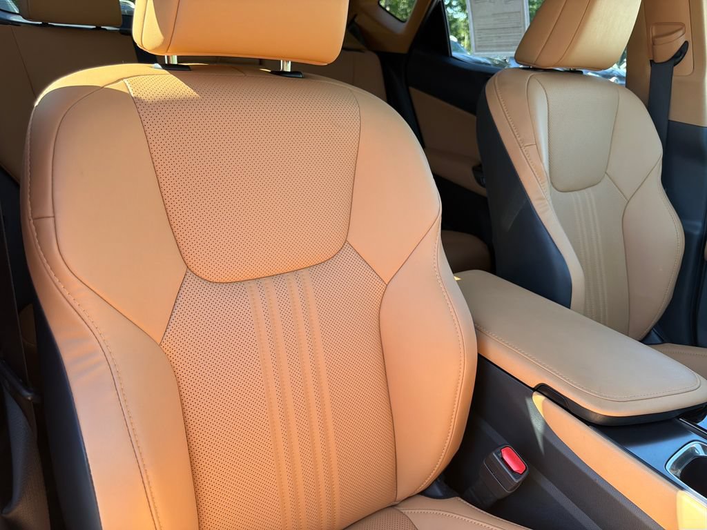 Used 2025 Lexus NX 250 FWD w/ Cold Area Package image 37