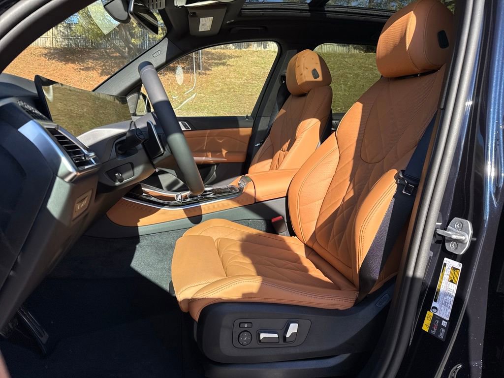 New 2026 BMW X5 xDrive50e w/ M Sport Package image 10