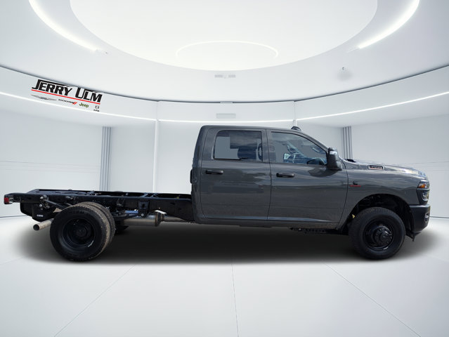 New 2026 RAM 3500 Tradesman AWD/4WD image 2