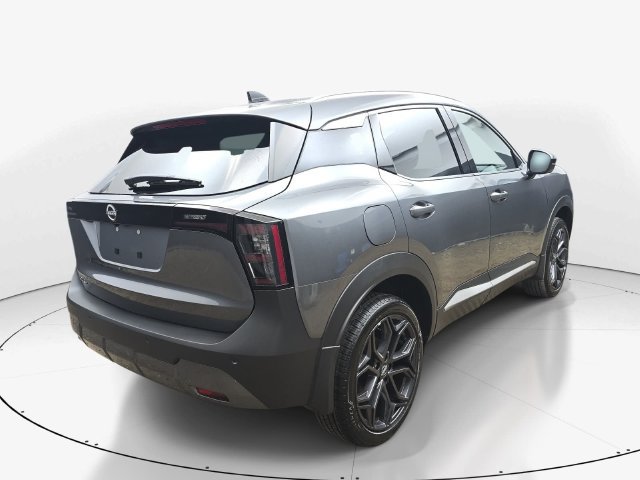 New 2027 Nissan Kicks SR w/ SR Premium Package FWD image 6