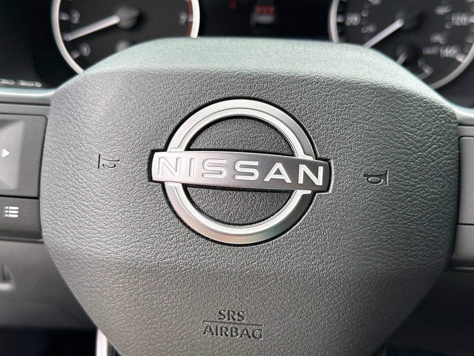 Used 2025 Nissan Rogue SV FWD image 26