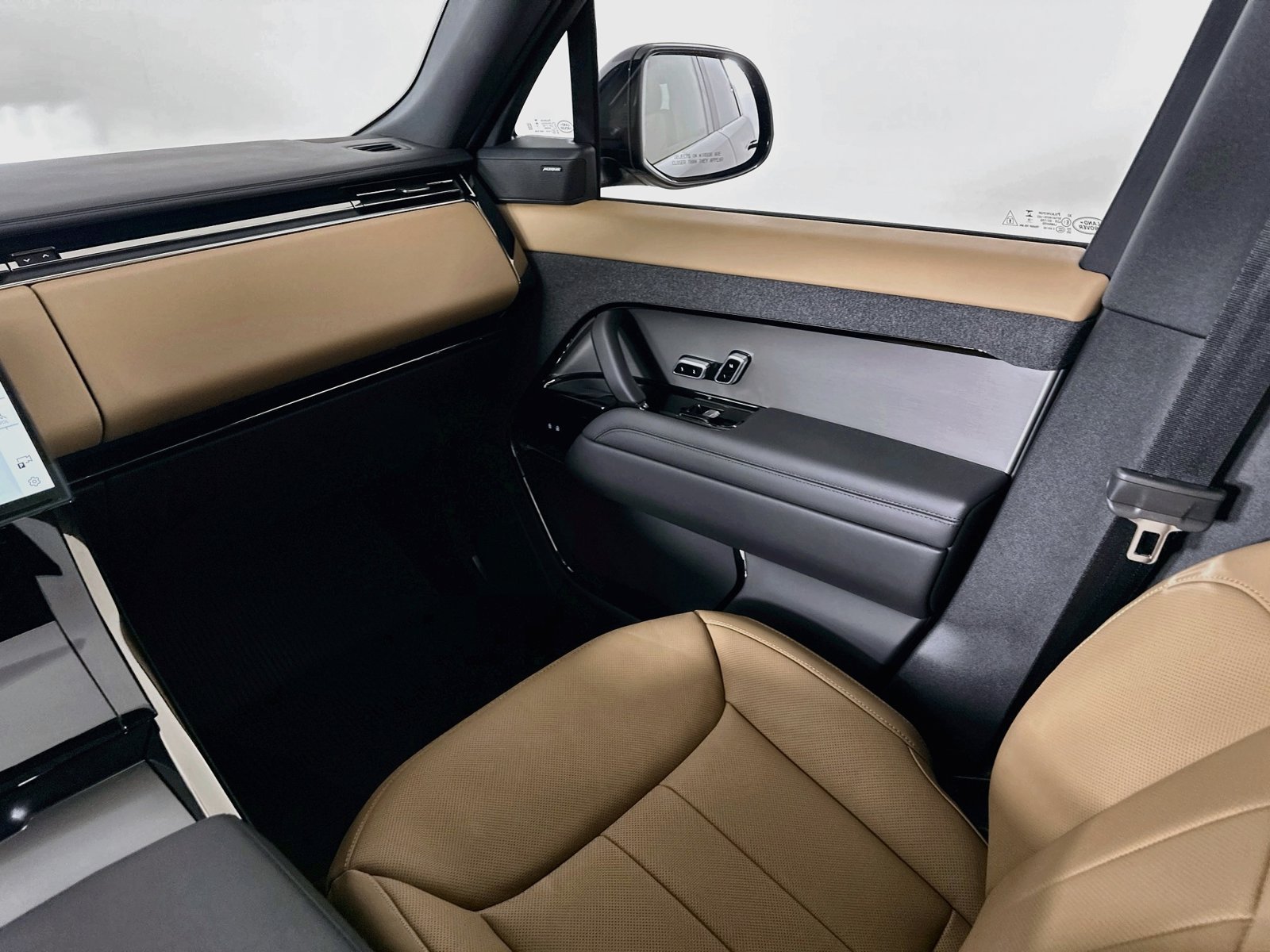 New 2027 Land Rover Range Rover Sport Dynamic SE AWD/4WD image 23