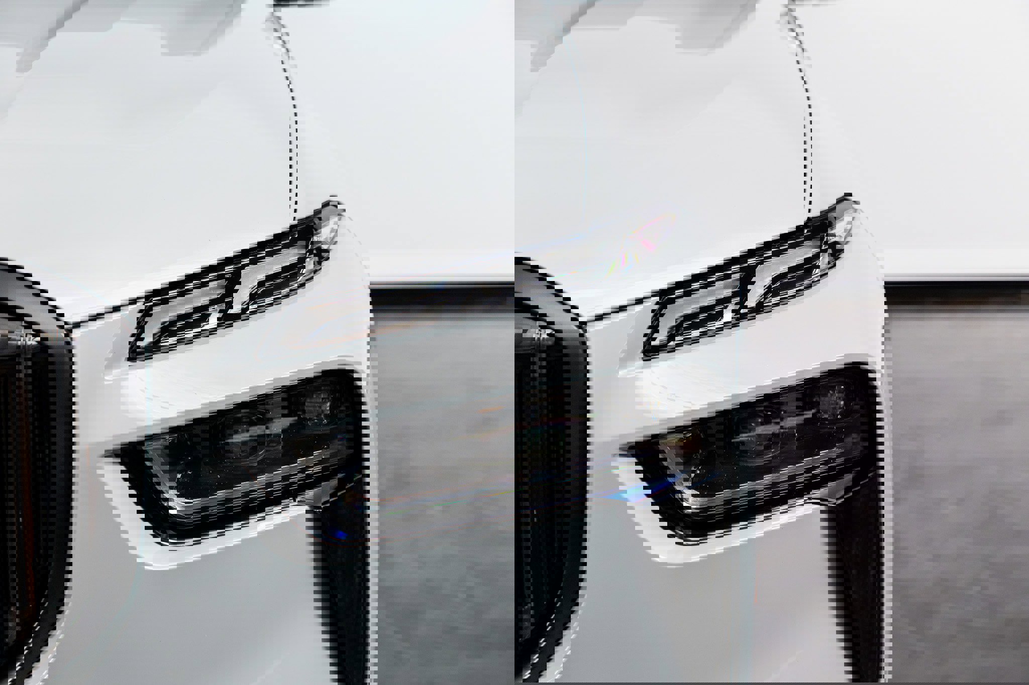 Used 2024 BMW X7 xDrive40i w/ M Sport Package image 5