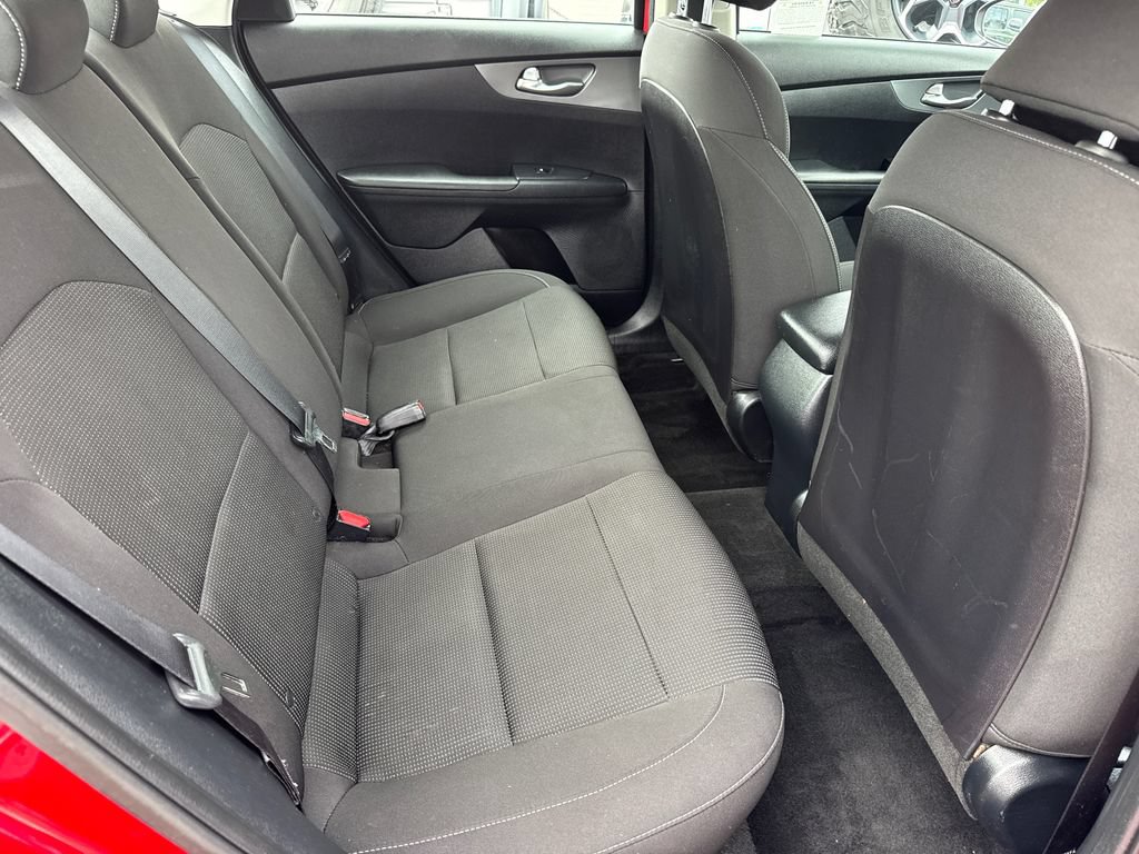 Used 2019 Kia Forte LXS FWD image 16