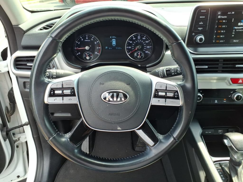 Used 2020 Kia Telluride LX FWD image 21