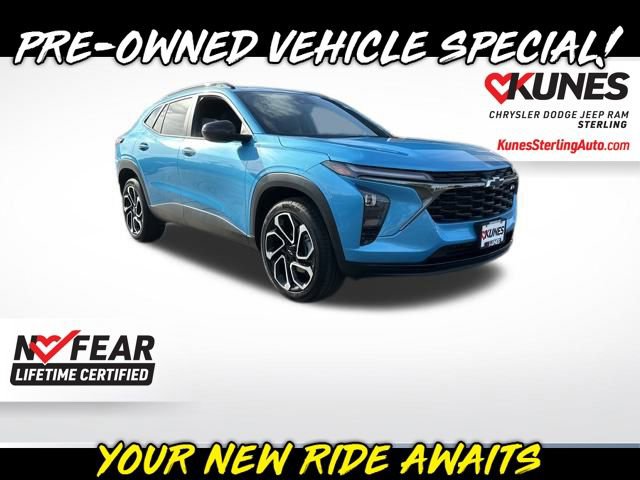 Used 2025 Chevrolet Trax RS w/ Sunroof Package