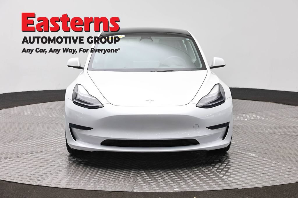 Used 2023 Tesla Model 3 Standard Range RWD image 2