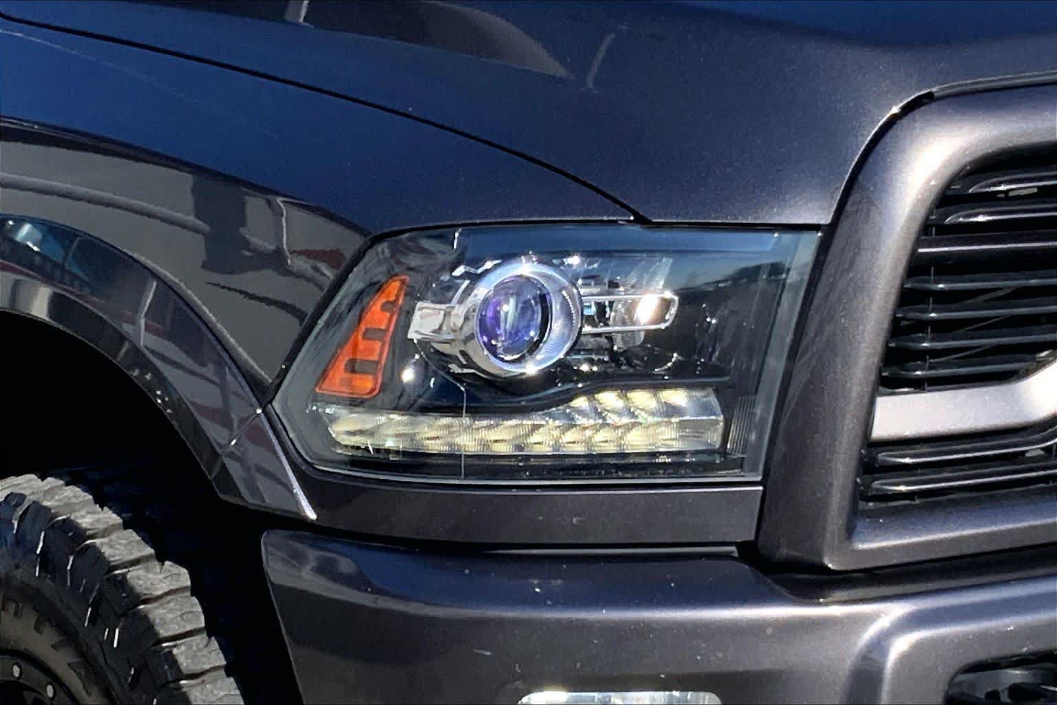 Used 2018 RAM 2500 Laramie w/ Sport Appearance Group AWD/4WD image 25