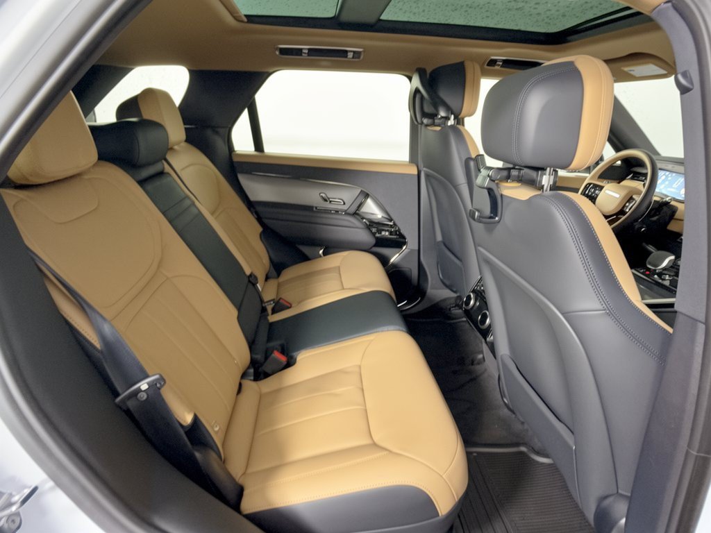 New 2026 Land Rover Range Rover Sport Dynamic SE AWD/4WD image 29